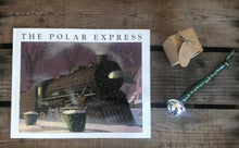Load image into Gallery viewer, Polar express Book &amp; Bell Set